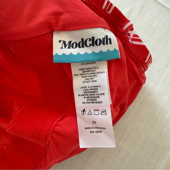 ModCloth Red and White Plaid One Piece Swimsuit Women’s Plus Size 3X - Picture 5 of 6